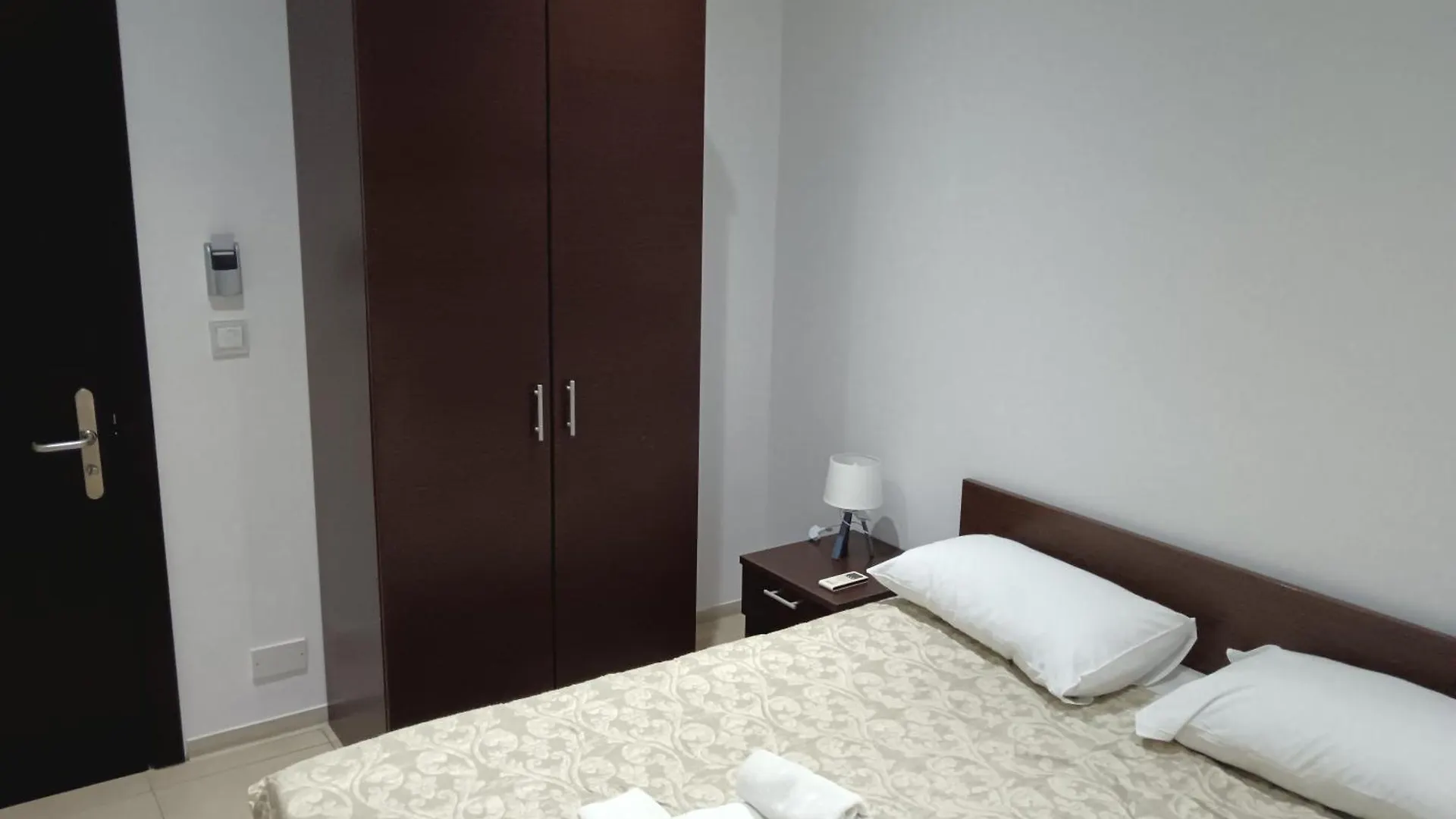 Guest house Magnolia Guesthouse St Julians Saint Julian's Malta