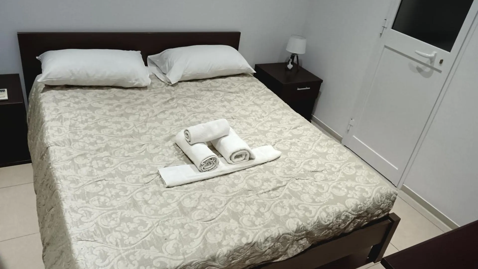 Guest house Magnolia Guesthouse St Julians Saint Julian's